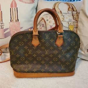 Great vintage LV Alma bag